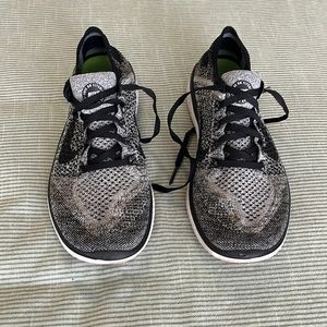 Nike Free Tennis Shoes